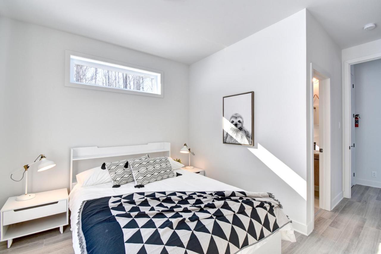 Вілла Chalet Serenity - Mont Tremblant Ski - Spa Sauna Wifi Tv Privet Chic Modern House La Conception Екстер'єр фото