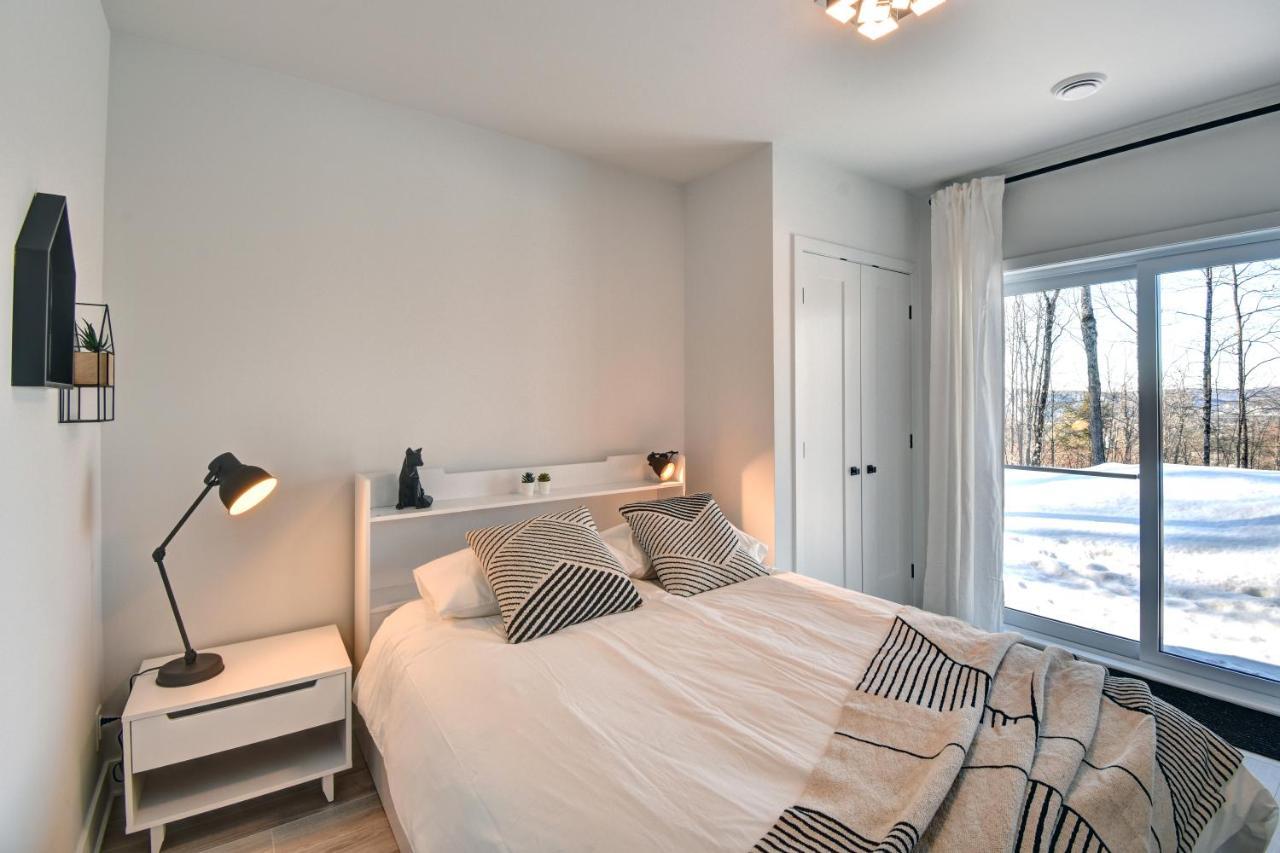 Вілла Chalet Serenity - Mont Tremblant Ski - Spa Sauna Wifi Tv Privet Chic Modern House La Conception Екстер'єр фото