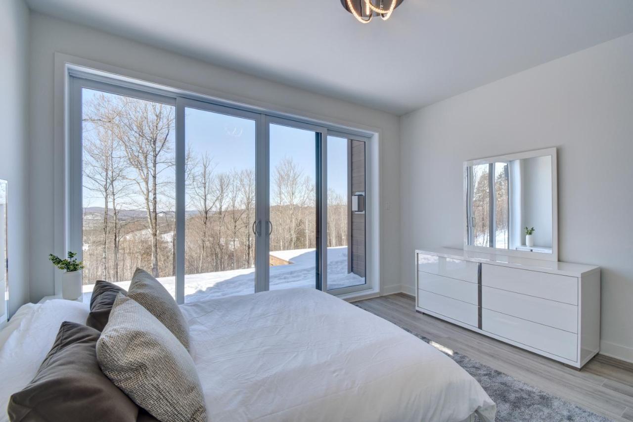 Вілла Chalet Serenity - Mont Tremblant Ski - Spa Sauna Wifi Tv Privet Chic Modern House La Conception Екстер'єр фото